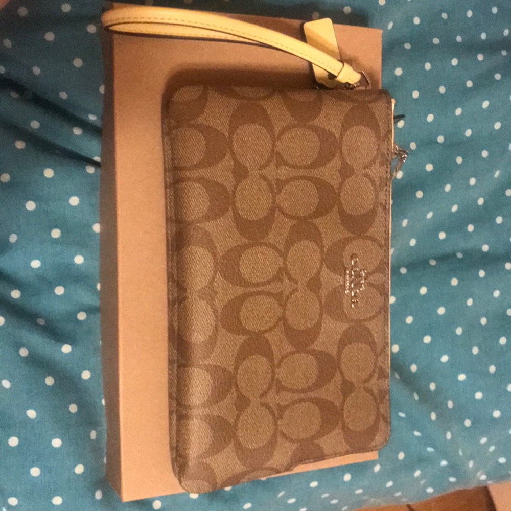 Coach wristlet